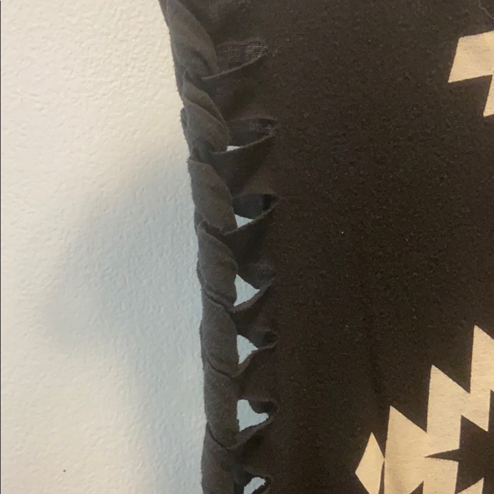 Aztec Muscle Tee - Picture 2 of 3